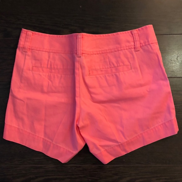Lilly Pulitzer Callahan shorts size 00 - Picture 3 of 3